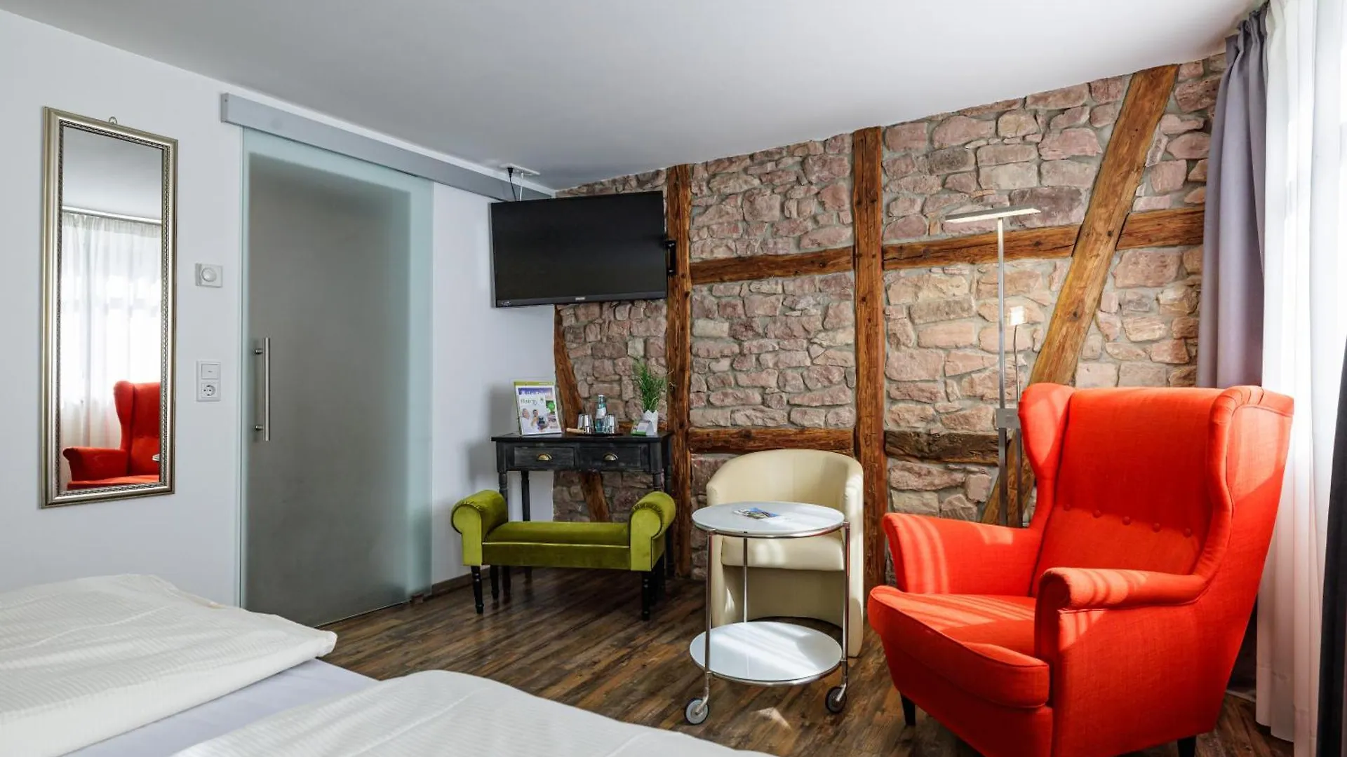 Flair Hotel Hopfengarten Мильтенберг