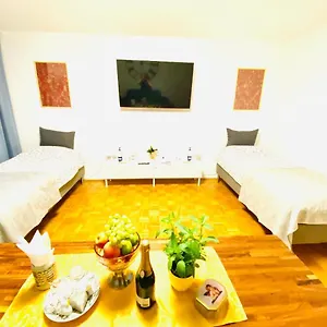 https://welcome-to-messe-apartmentbalcony.hannover-hotel.net