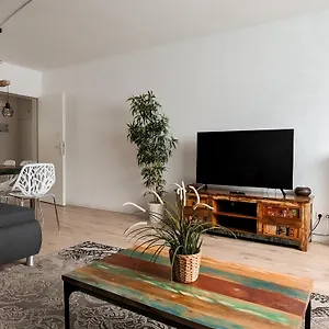 https://deluxe-downtown-apartment.dortmundhotels.net