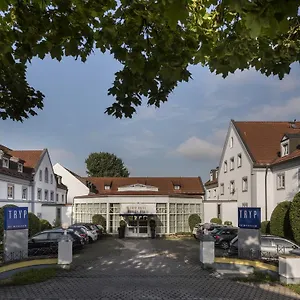 Munich North Neufahrn bei Freising